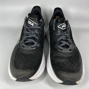 Hoka Mach 6 Men Size 9D Black White Running Shoes Sneakers Excellent Conditions!